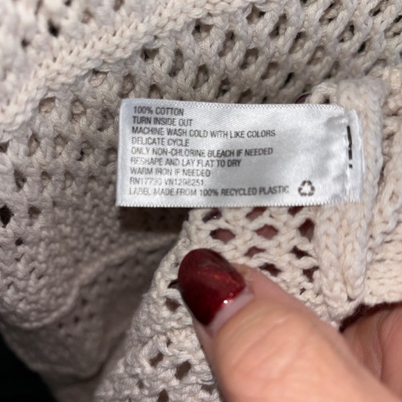 Universal thread medium crochet sweater - Picture 5 of 6